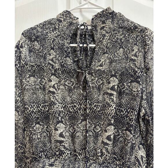 Free People Women S/P Roma Chiffon Snake Ruffle Long Sleeve Blouse Animal Print - Picture 7 of 8